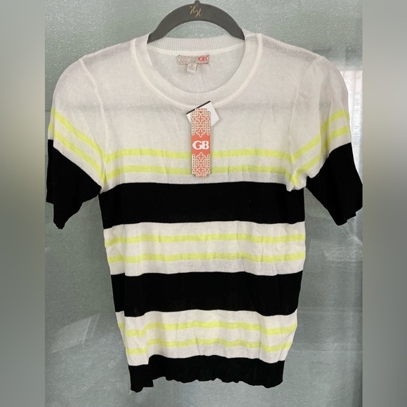 GB girls Other - GB Girls short-sleeved top with a striped pattern